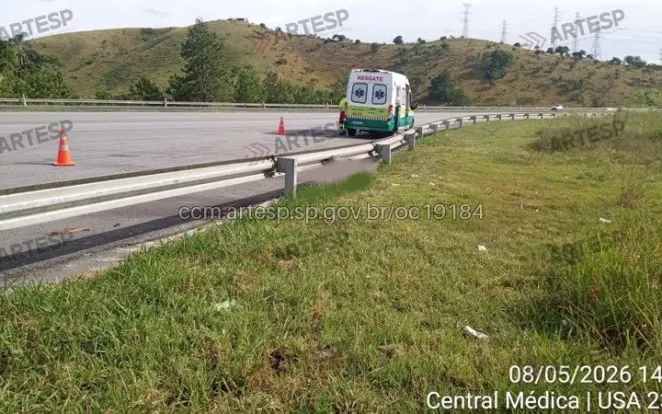 Corpo é encontrado às margens da rodovia Carvalho Pinto em Jacareí