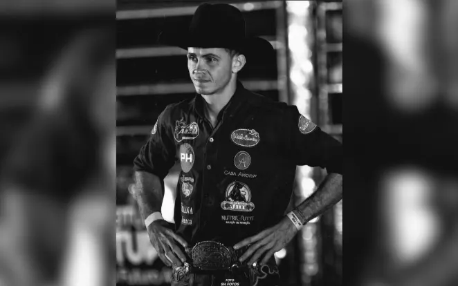 Peão morre pisoteado por touro em rodeio no interior de SP