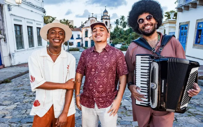 João Gomes, JotaPê e Mestrinho apresentam projeto Dominguinho em Salvador