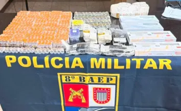 Polícia encontra R$ 150 mil em mercadorias e medicamentos irregulares em carro no interior de SP