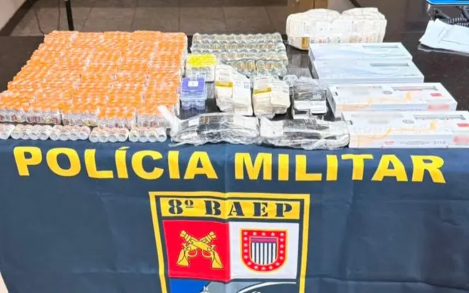 Polícia encontra R$ 150 mil em mercadorias e medicamentos irregulares em carro no interior de SP
