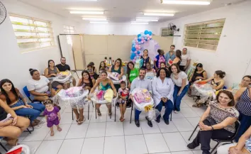 “Colo de Mãe” chega à 8ª entrega e já beneficia mais de 160 gestantes