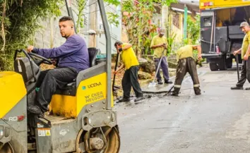 Operação Bairro Limpo realiza serviços de zeladoria no bairro Itapuã em Santana de Parnaíba